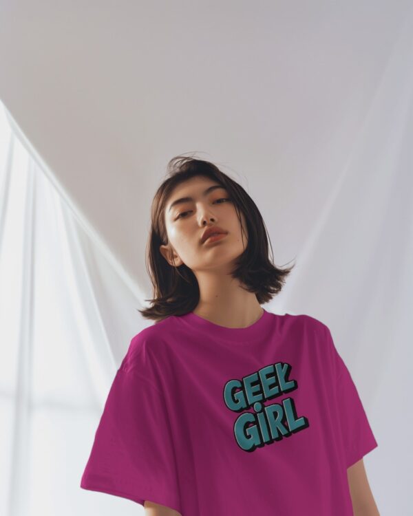 Geek girl - Image 3